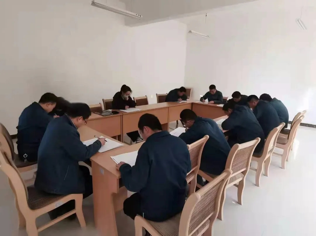 时博官方网站_时博（中国）一站式服务官网
组织开展第四季度员工综合素质测试(图3)