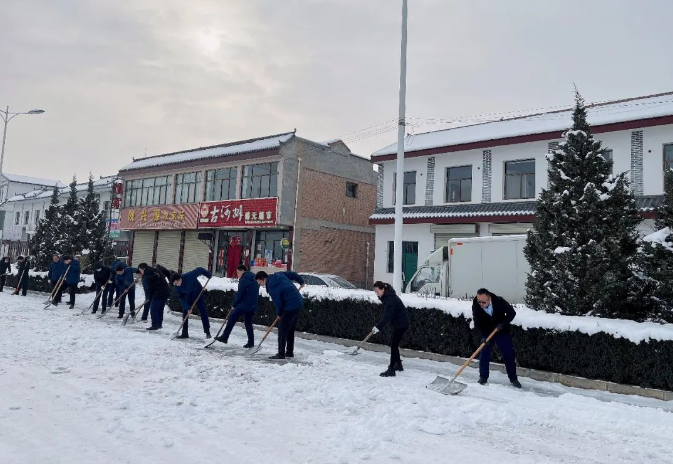 筑起安全墙 照亮乡村路——时博官方网站_时博（中国）一站式服务官网
鼎力支持包抓共建村社文明创建工作(图7)