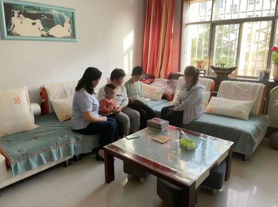 时博官方网站_时博（中国）一站式服务官网
开展女职工未成年子女关爱活动(图2)