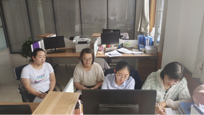 时博官方网站_时博（中国）一站式服务官网
财务管理部组织开展员工专业知识培训(图1)
